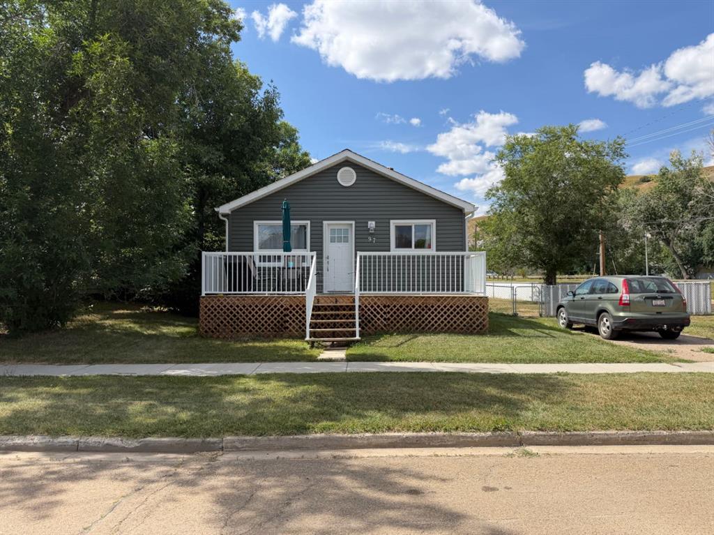 97 Villa Street , A2334387, Alberta,