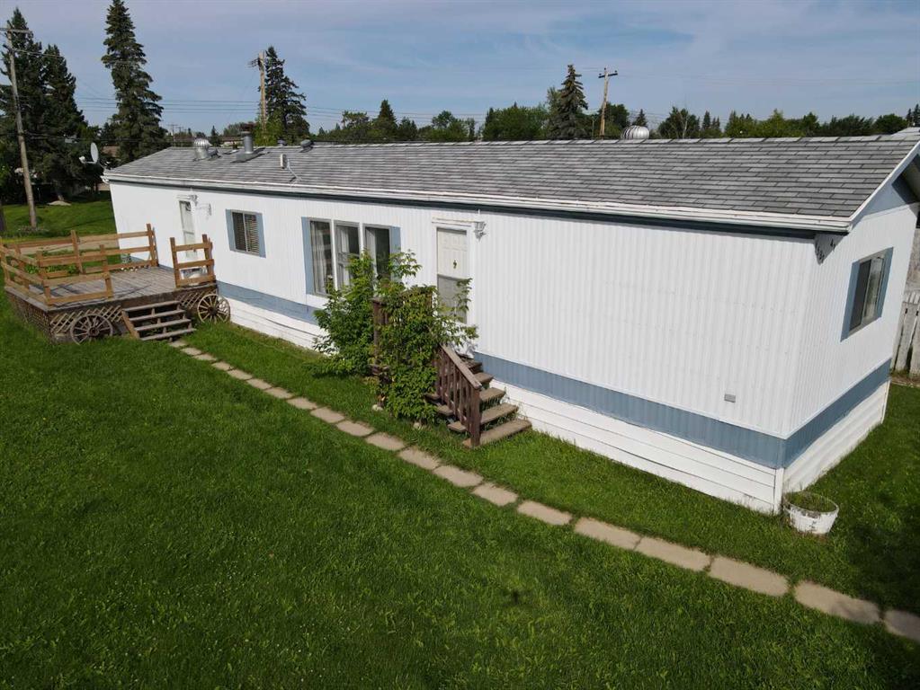 4527 47 AVE Avenue N, A2334408, Alberta,