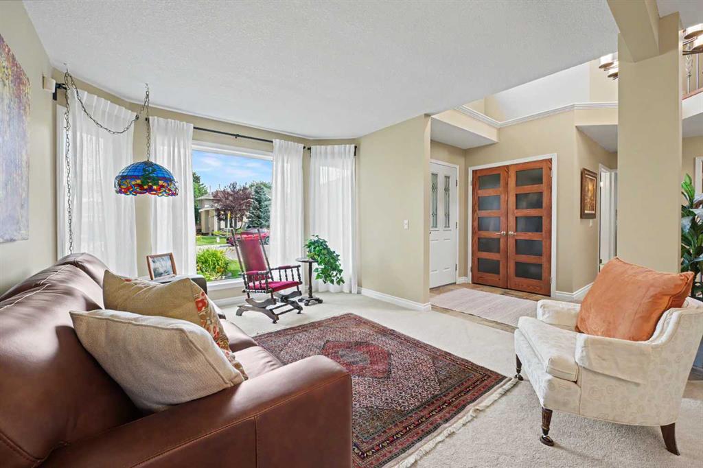 Fifth View of 174 Woodpark Circle SW, Woodlands, Calgary, Alberta, T2W 6G1