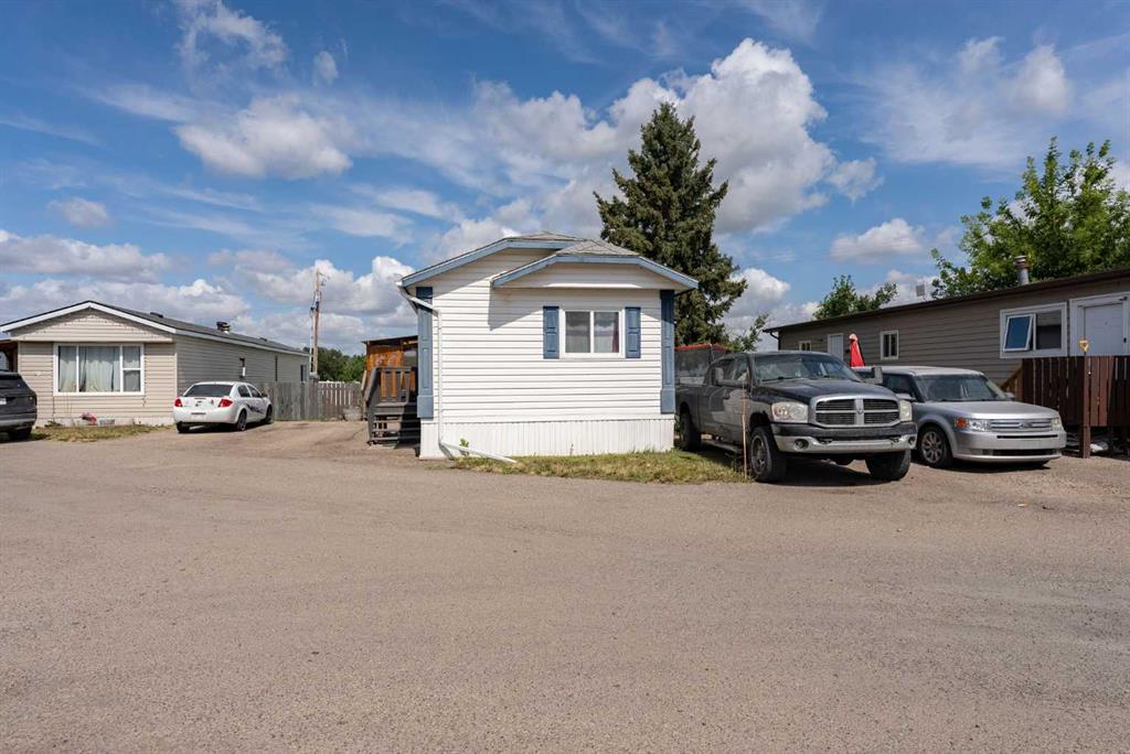Third View of 94, 5301 2 Street , NONE, Coalhurst, Alberta, T0L 0V0