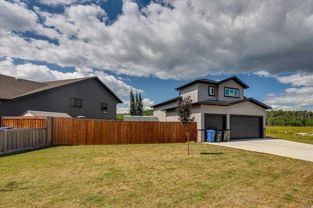 Third View of 136 12 Avenue NE, NONE, Sundre, Alberta, T0M 1X0
