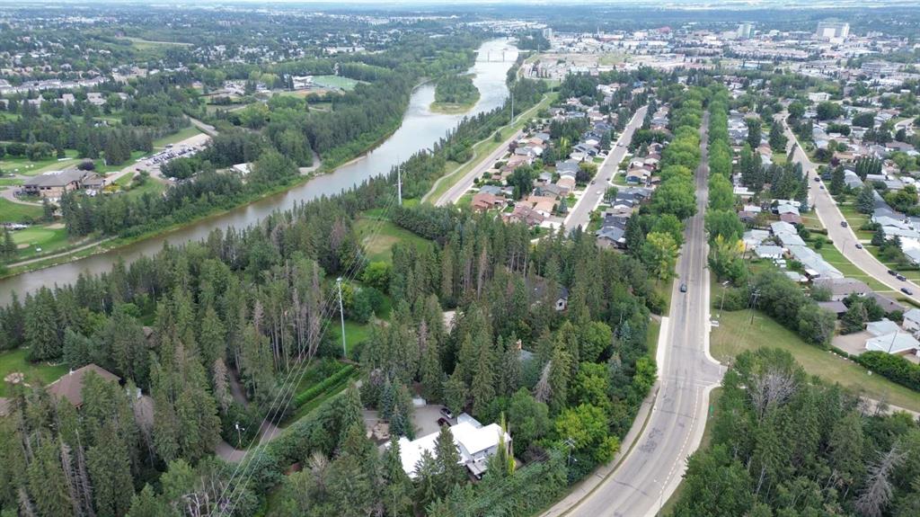 Third View of 20 Cronquist Close , Westlake, Red Deer, Alberta, T4N1E3