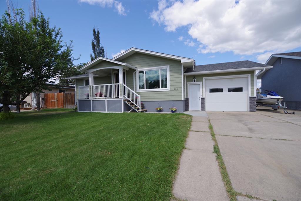 946 3 Avenue , A2334489, Alberta,