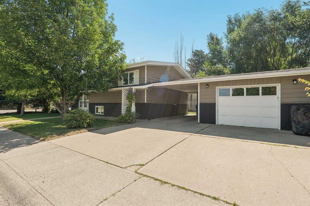 Third View of 210 Dunkirk Street S, Glendale, Lethbridge, Alberta, T1J 4E6