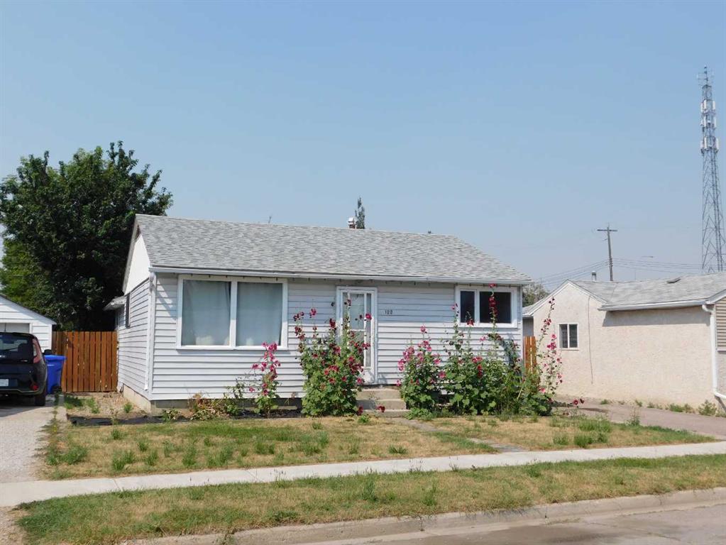 Third View of 122 44 Avenue W, NONE, Claresholm, Alberta, T0l 0T0
