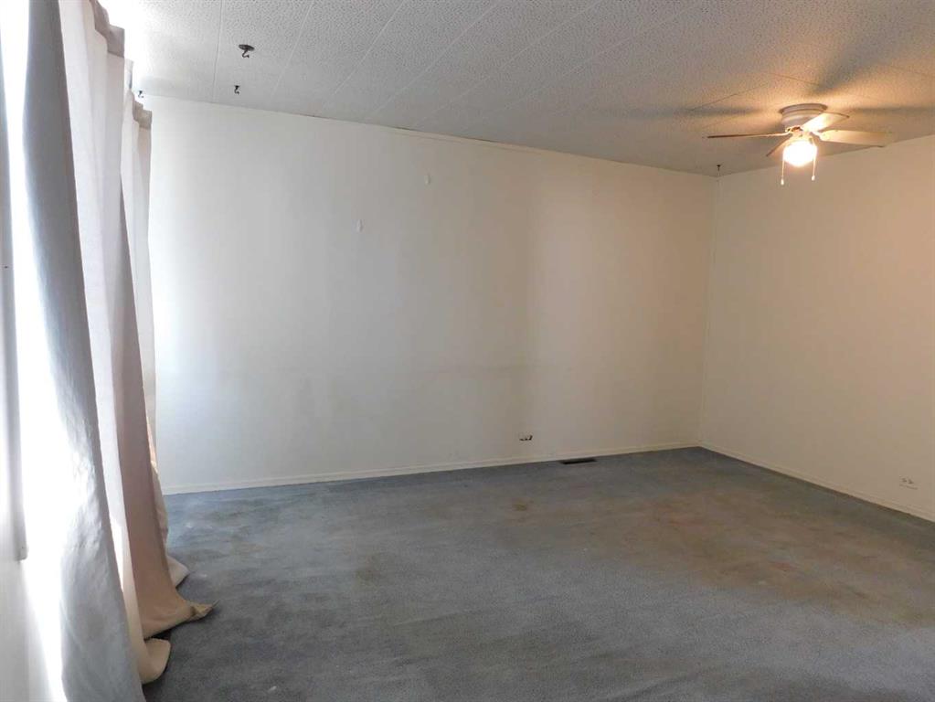 Fifth View of 122 44 Avenue W, NONE, Claresholm, Alberta, T0l 0T0