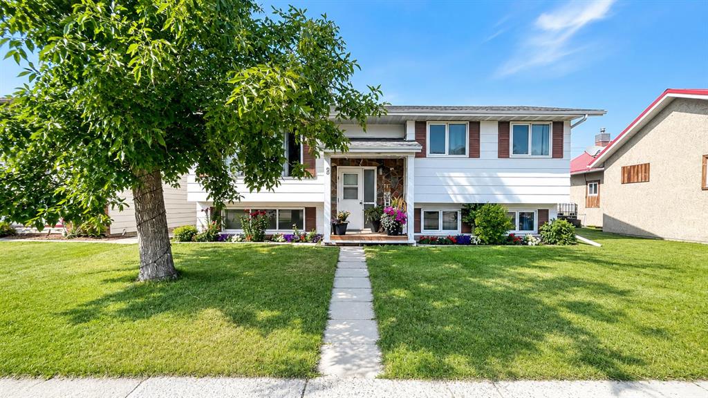 308 4th Ave  W, A2334610, Alberta,