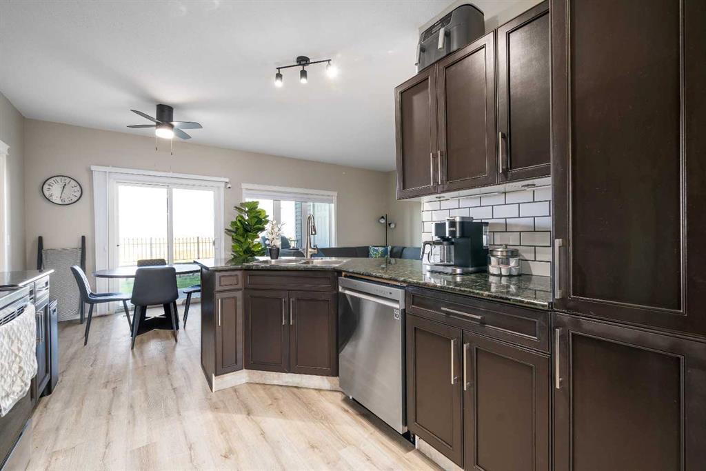 Fourth View of 244 Northlands Pointe NE, Northeast Crescent Heights, Medicine Hat, Alberta, T1C 0B9