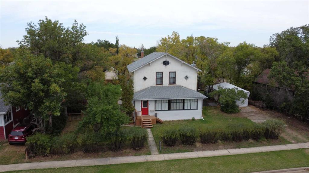 210 4 Avenue E, A2334658, Alberta,