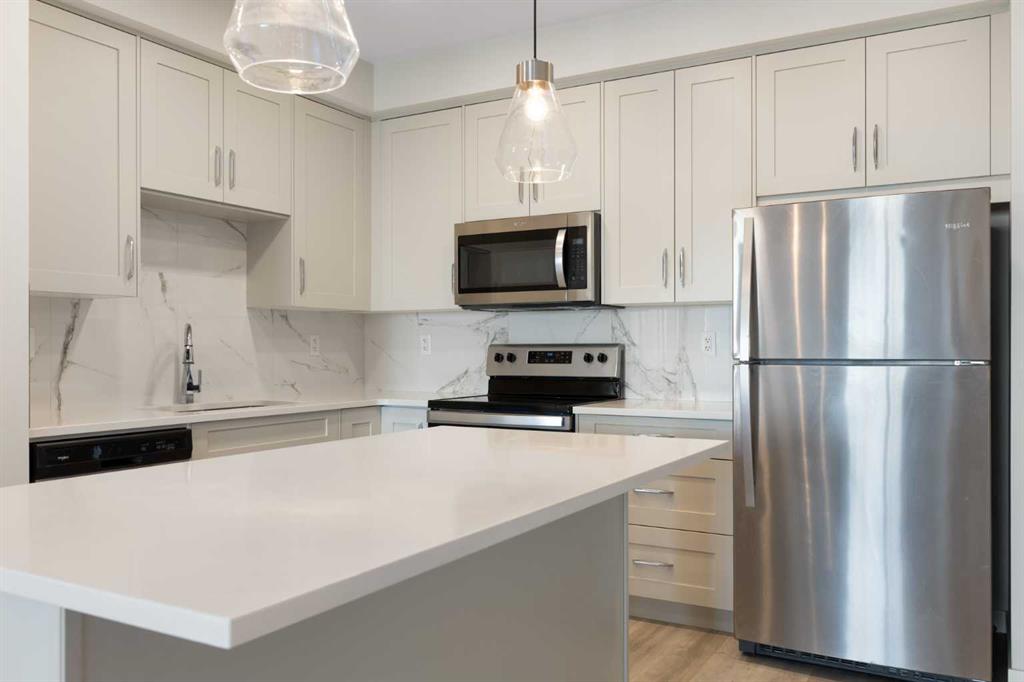 Fourth View of 202, 150 Shawnee Square SW, Shawnee Slopes, Calgary, Alberta, T2Y 0T6