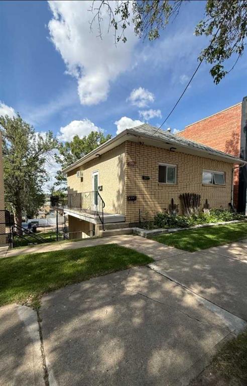422 5 Street SE, A2334760, Alberta,