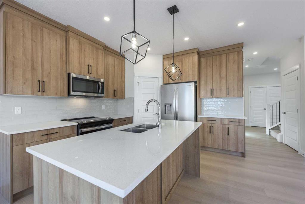 Fifth View of 126 Sandpiper Bend , Kinniburgh South, Chestermere, Alberta, T1X2S8