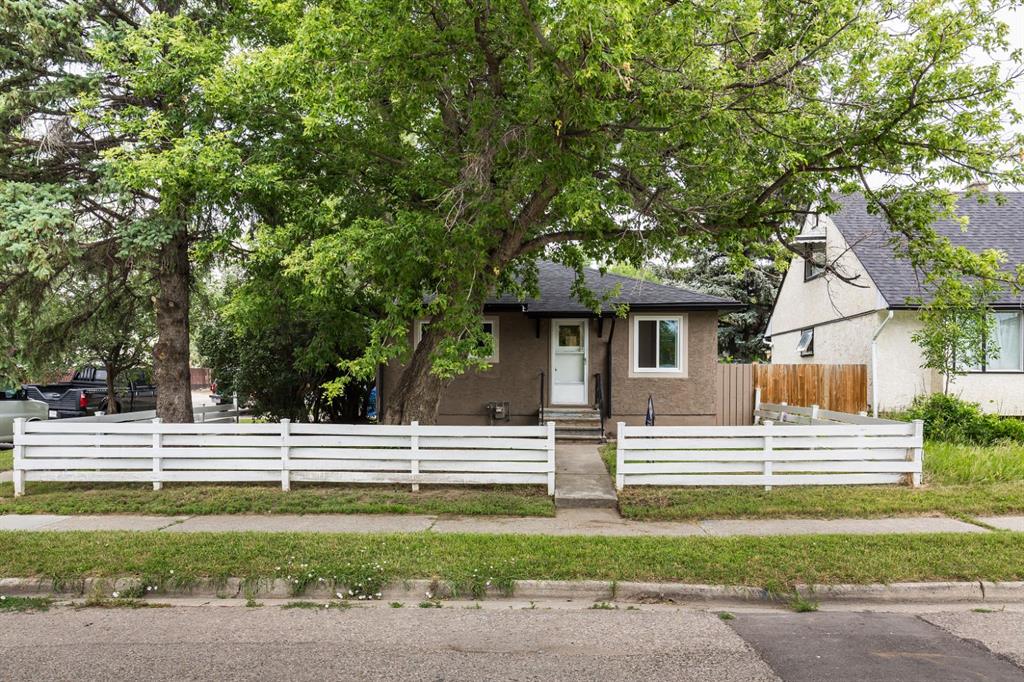 Third View of 1803 5A Avenue N, Westminster, Lethbridge, Alberta, T1H 0R2