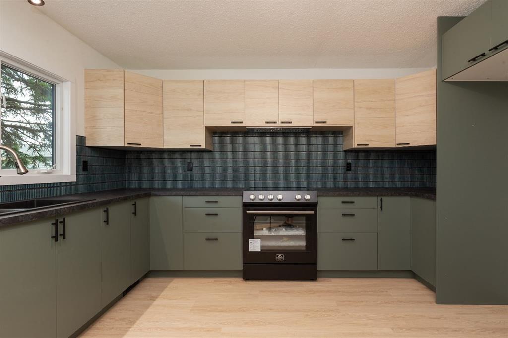 Fifth View of 1803 5A Avenue N, Westminster, Lethbridge, Alberta, T1H 0R2