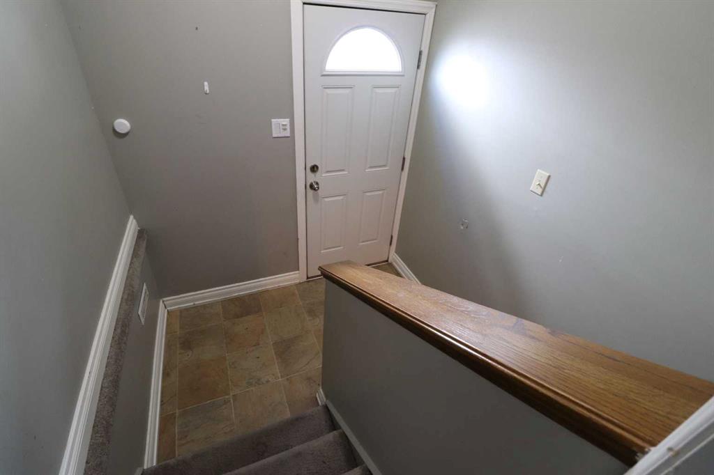 Third View of 71 Laval Boulevard W, Varsity Village, Lethbridge, Alberta, T1K 4E1