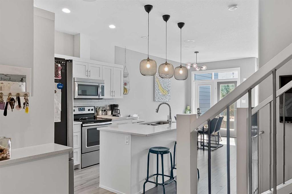 Fifth View of 4, 83 aquitania Circle W, The Crossings, Lethbridge, Alberta, T1J 5M5