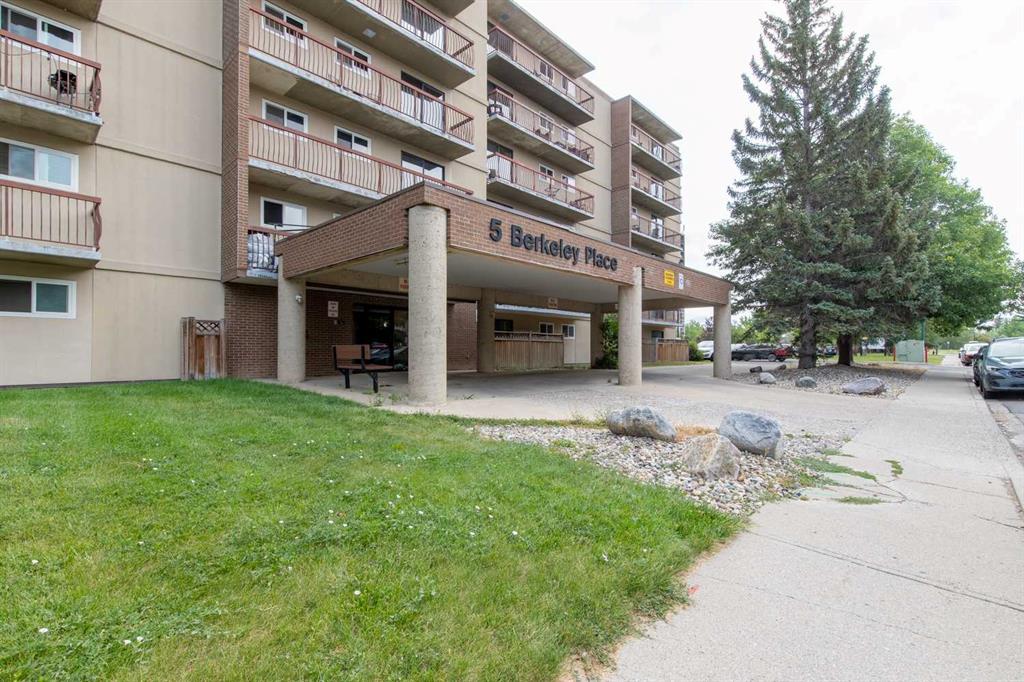 418, 5 Berkeley Place W, A2334958, Alberta,