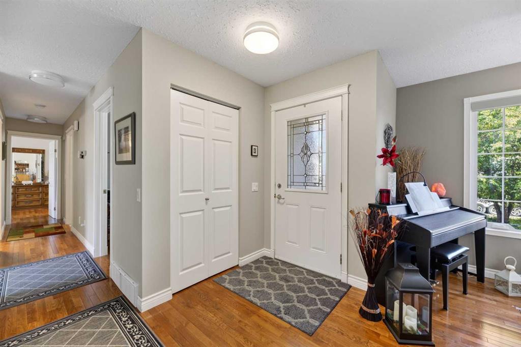 Fifth View of 223 10 Avenue NE, NONE, Sundre, Alberta, T0M 1X0