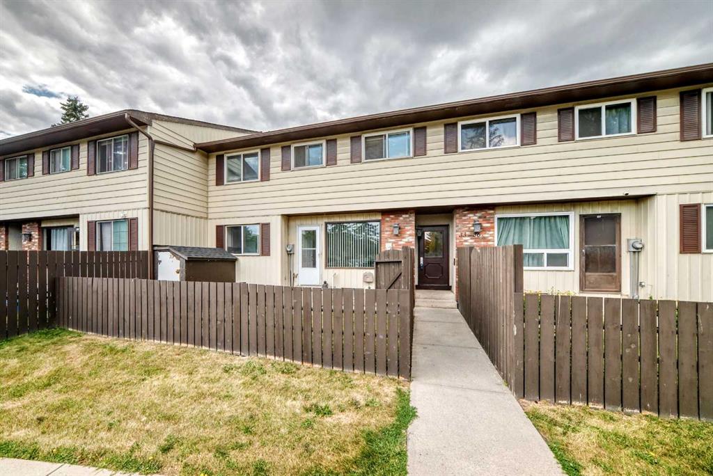 33, 175 Manora Place , A2335022, Alberta,