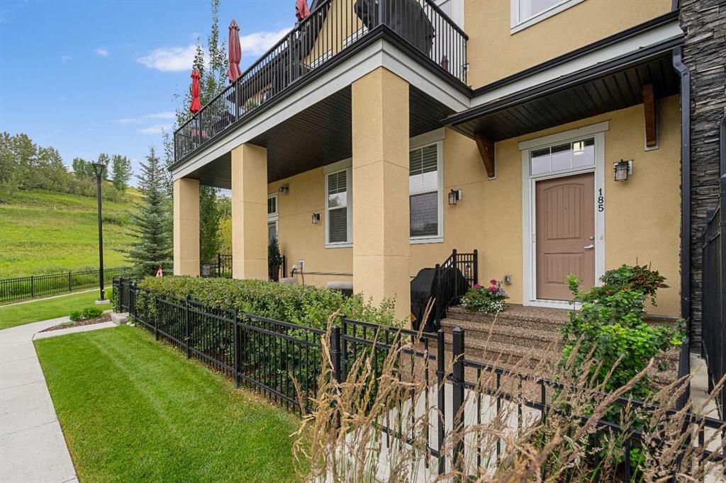 185 Cranbrook Villas SE, A2335024, Alberta,