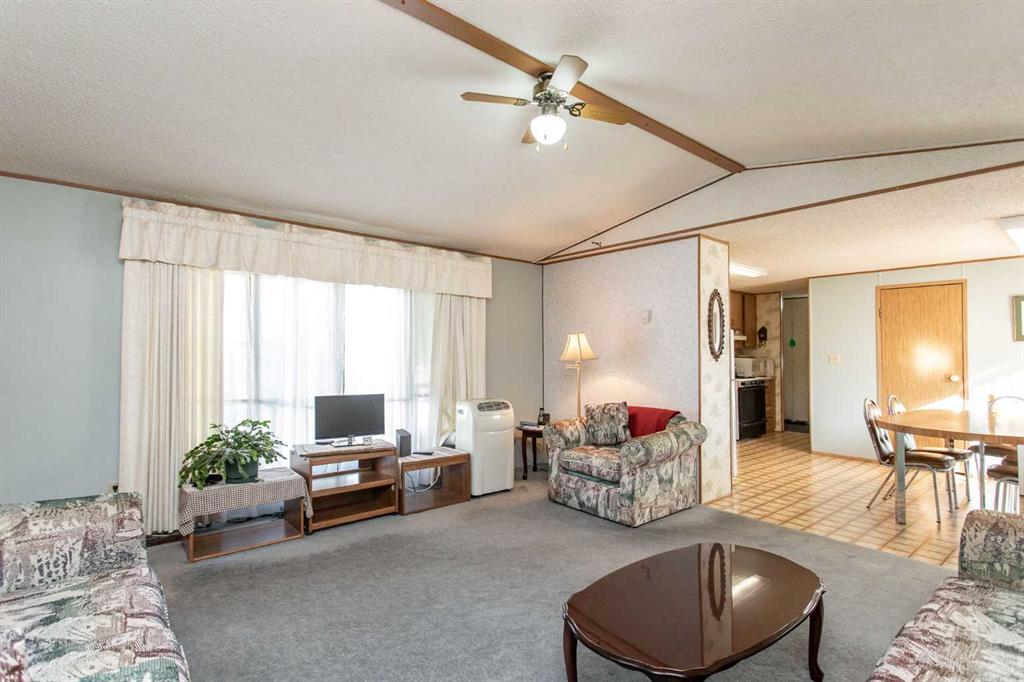Fifth View of 44A, 5500 Womacks Road , Blackfalds MHP, Blackfalds, Alberta, T0M 0J0
