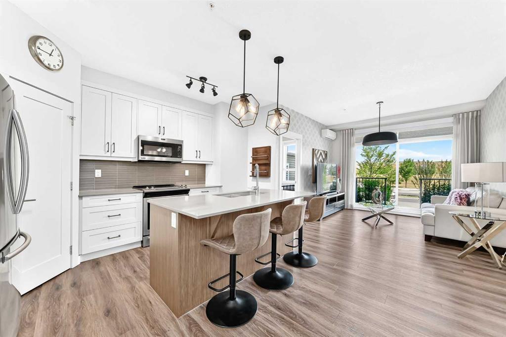 120, 10 Walgrove  SE, A2335074, Alberta,