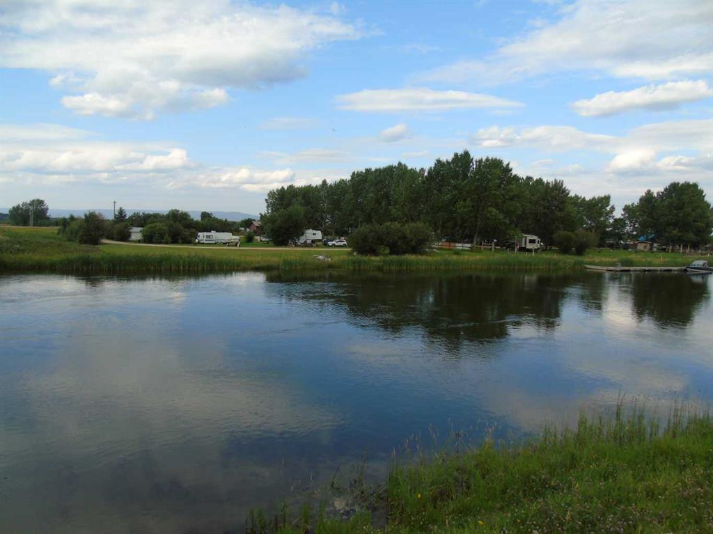 1,2,10,11 Thompson Street , A2335083, Alberta,