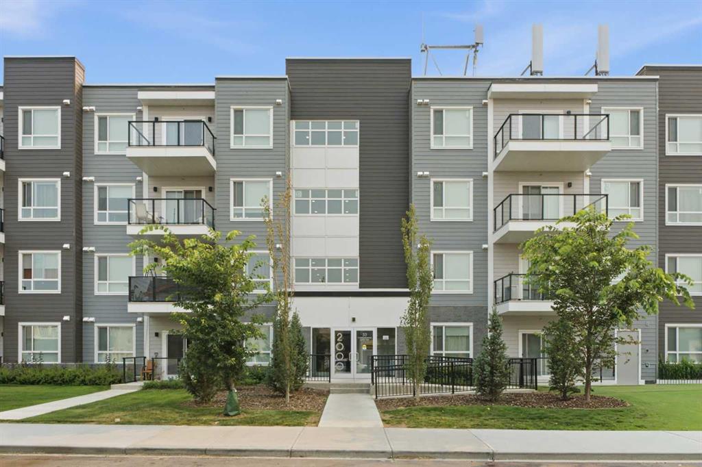 2306, 33 Carringham Gate NW, A2335103, Alberta,