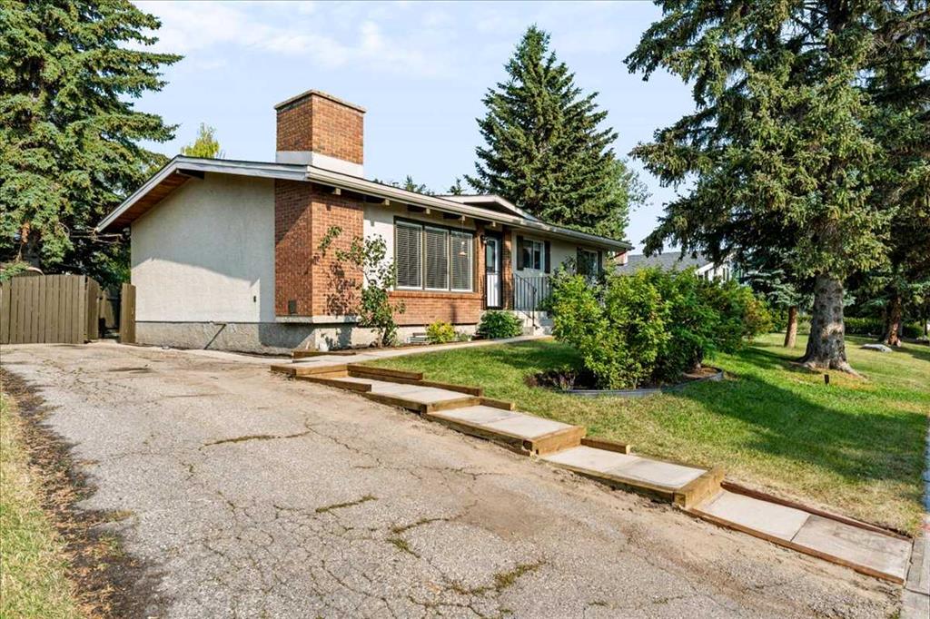 Fourth View of 10827 Brae Road SW, Braeside, Calgary, Alberta, T2W1E2