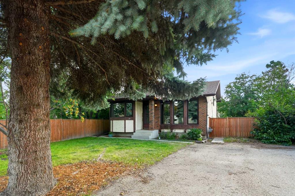 13 Spruce Drive , A2335199, Alberta,