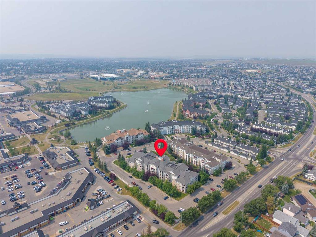 56V, 17 Country Village Bay NE, A2335212, Alberta,