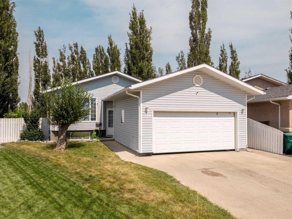 204 Mt Rundle Road W, A2335240, Alberta,