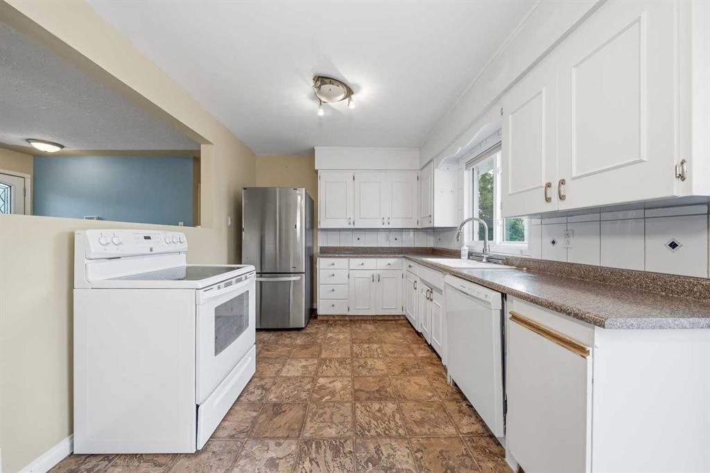 Fourth View of 4511 41 Avenue SW, Glamorgan, Calgary, Alberta, T3E1G6