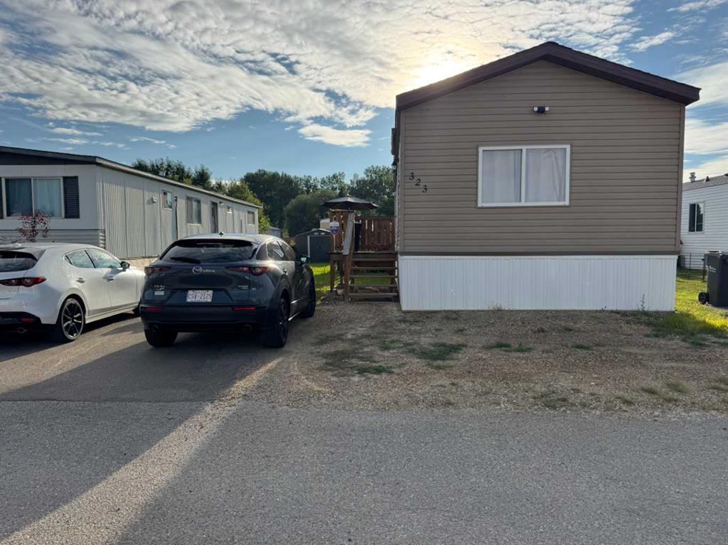 Fifth View of # 323, 5344 76 Street , Northwood Estates, Red Deer, Alberta, T4P 2A6