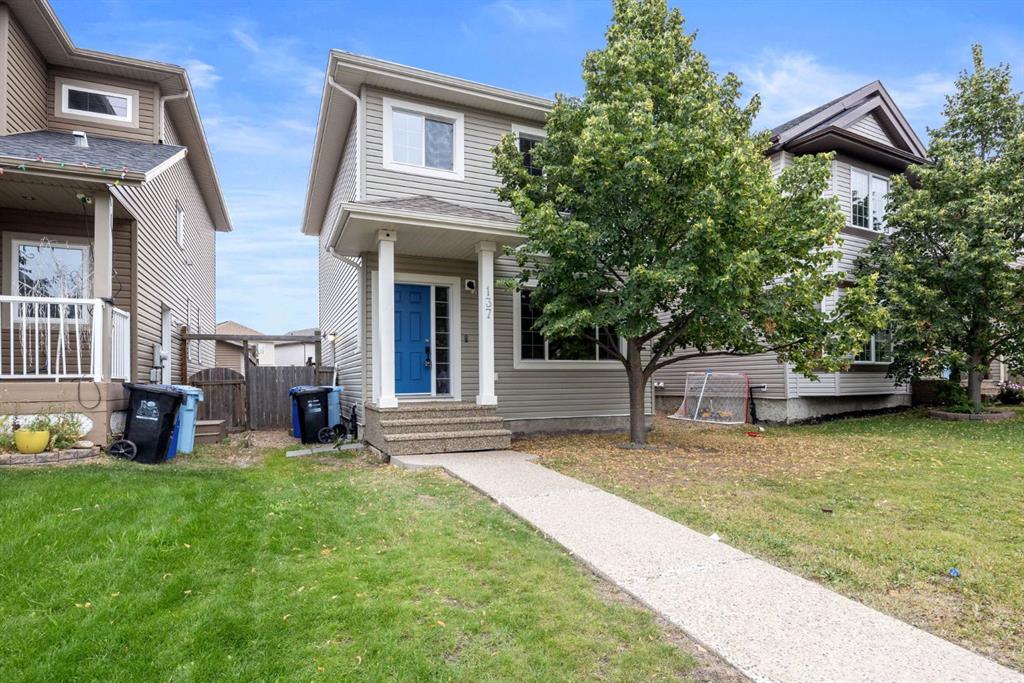 137 Juniper Street , A2335386, Alberta,