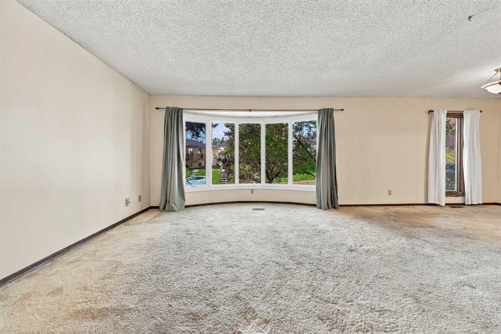 Fifth View of 14 Dalhousie Crescent NW, Dalhousie, Calgary, Alberta, T3A 2H8