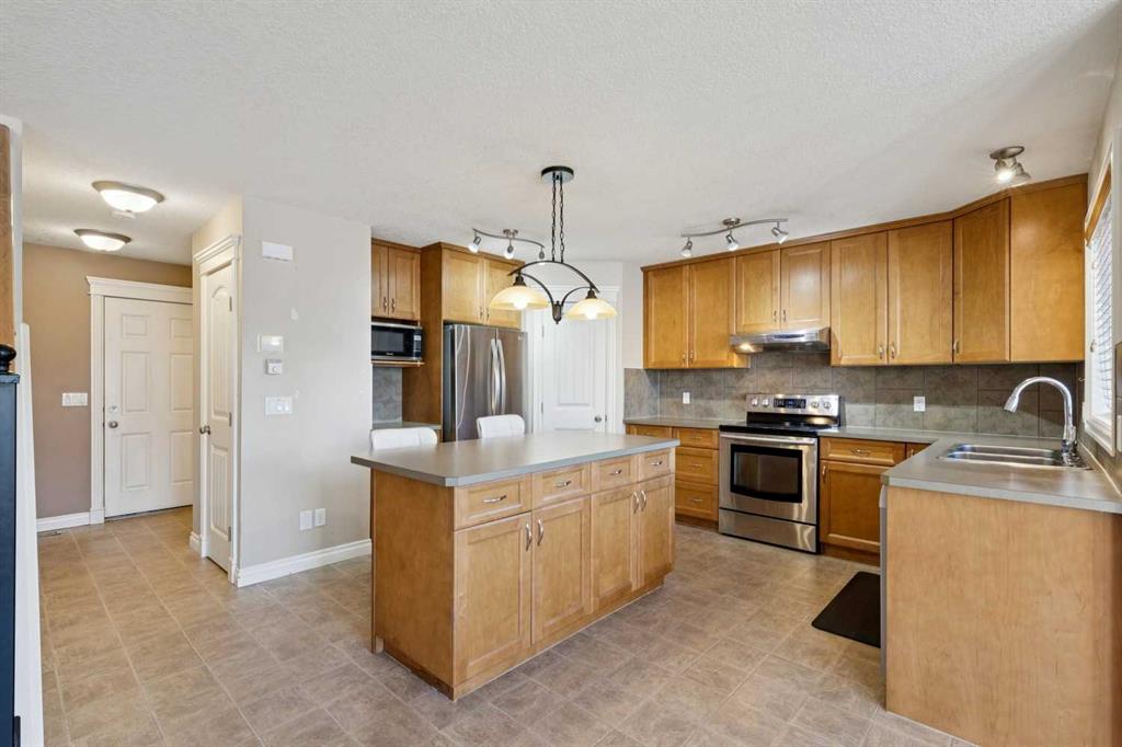 184 Cimarron Park Circle , A2335390, Alberta,