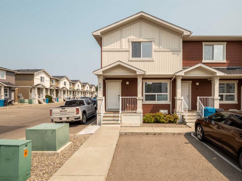 9, 241 Silkstone Road W, A2335409, Alberta,