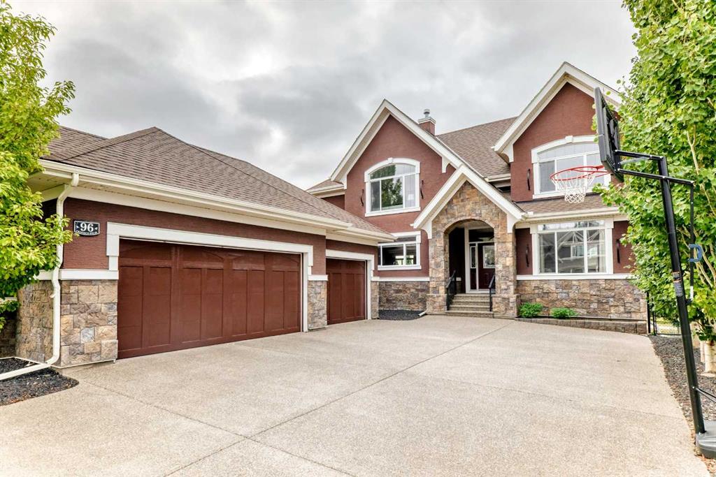 96 Cranarch Heights SE, A2335444, Alberta,