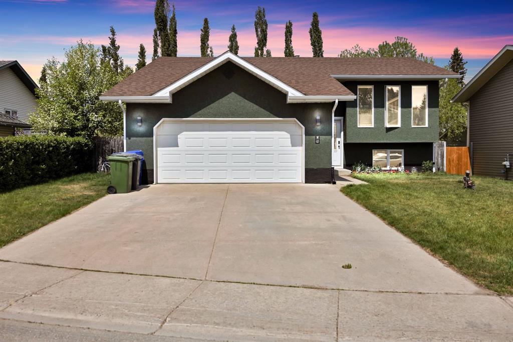MLS® listing #114758522 for sale located at 38 Balsam Crescent  