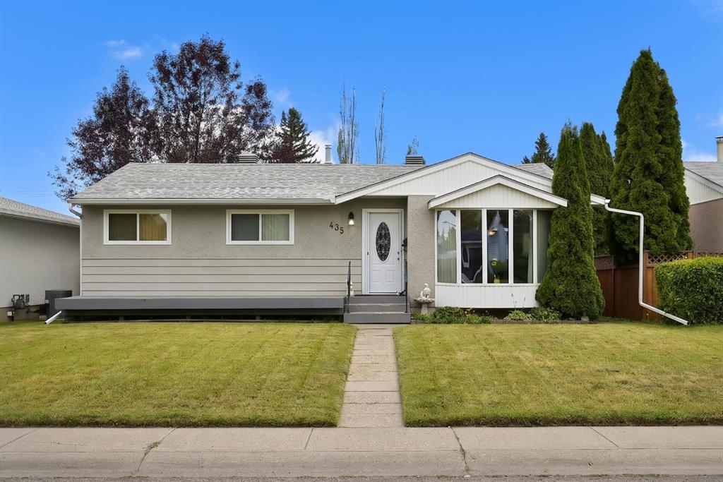 Second View of 435 88 Avenue SE, Acadia, Calgary, Alberta, T2H 1T9