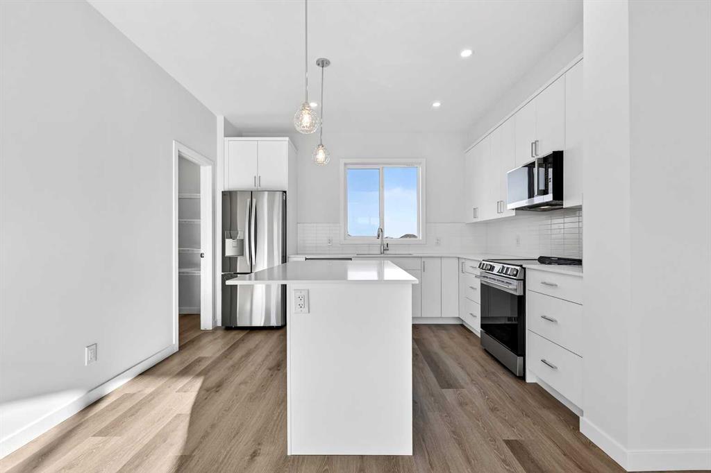 Main View of 12 Hotchkiss Parade SE, Hotchkiss, Calgary, Alberta, T3S 0X5