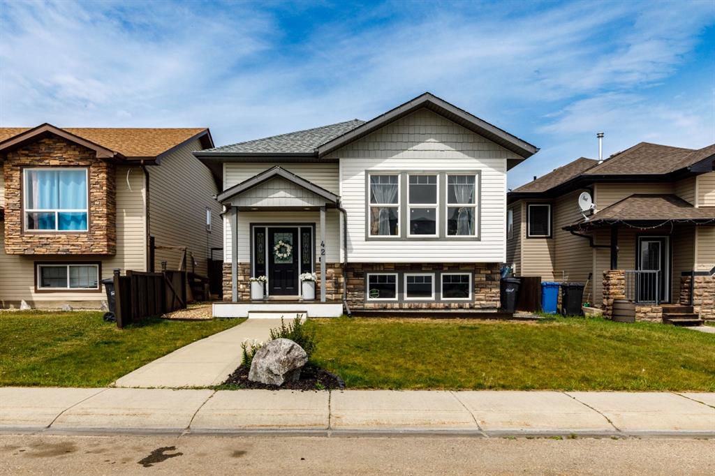 42 Hawthorne Way , A2335565, Alberta,