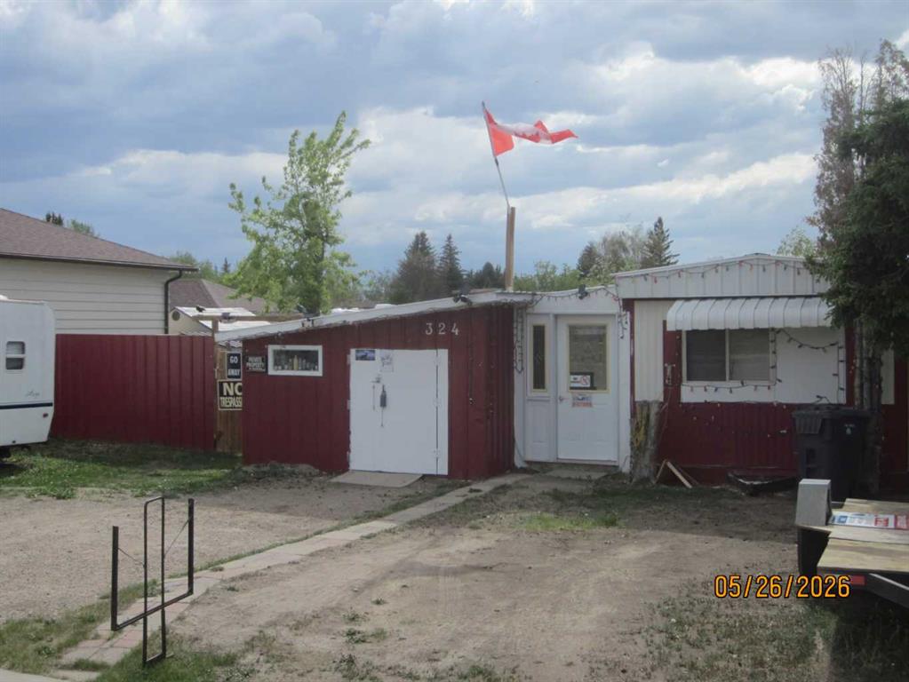 324 3 Street W, A2335598, Alberta,