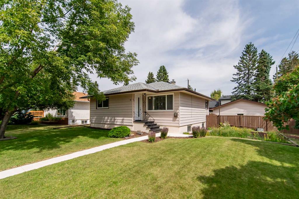 MLS® listing #114769685 for sale located at 84 Waterloo Drive SW