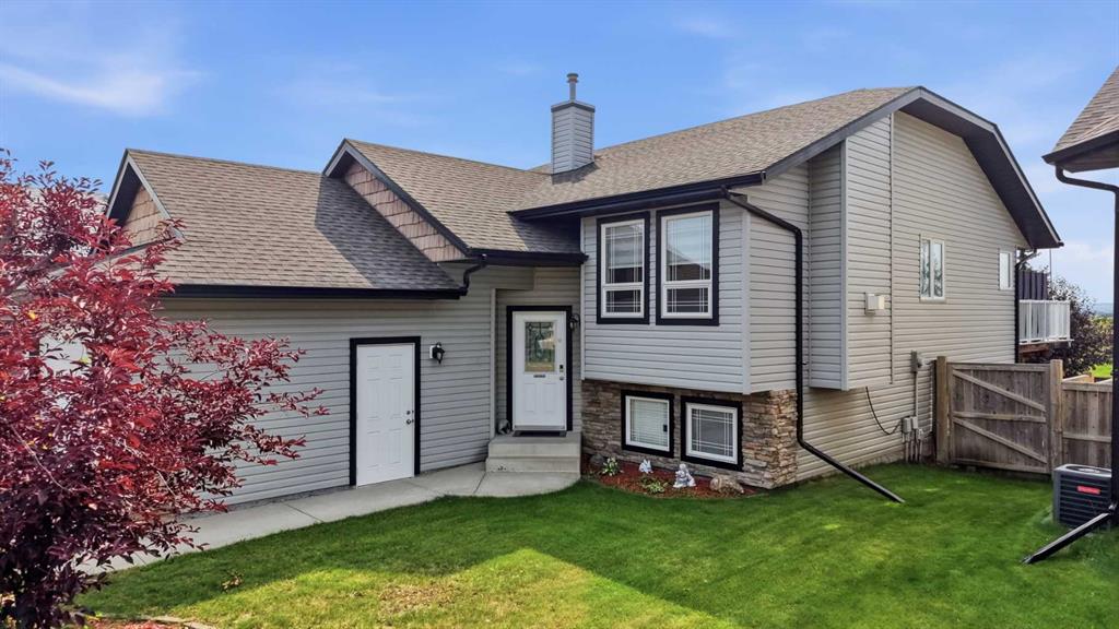 Third View of 88 Valentine Crescent , Vanier Woods, Red Deer, Alberta, T4R0E8