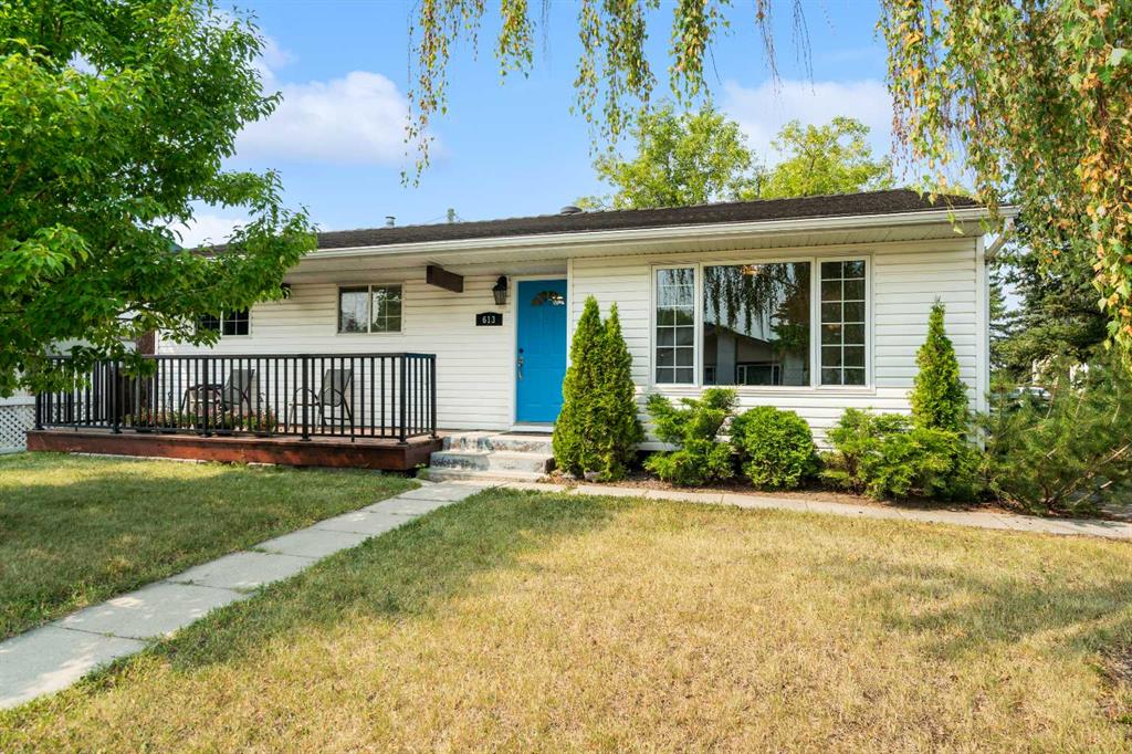 MLS® listing #114773422 for sale located at 613 Olympia Crescent SE