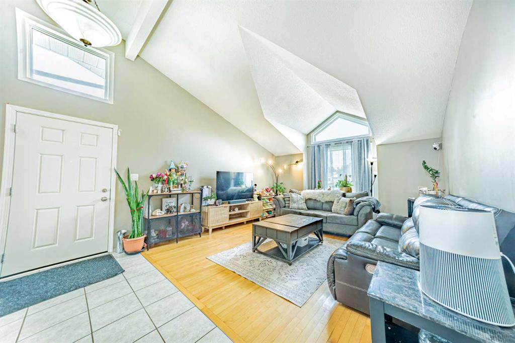 Fifth View of 27 Escott Close , Eastview Estates, Red Deer, Alberta, T4R2J9