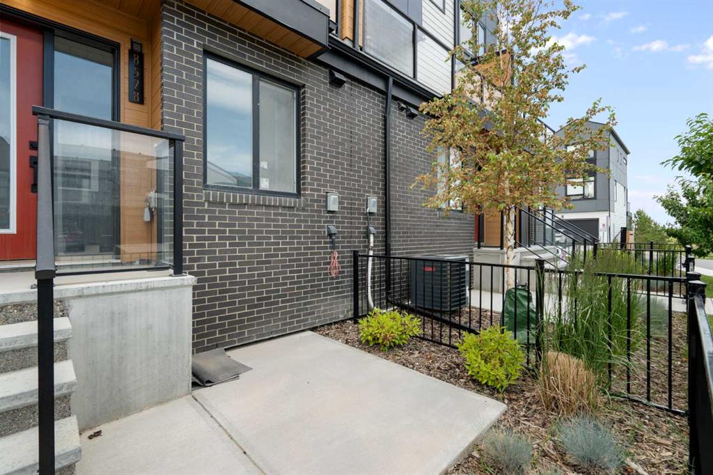 Third View of 8528 21 Avenue SE, Belvedere, Calgary, Alberta, T2A 7W8
