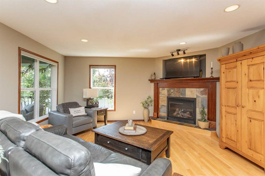 Fifth View of 715 700 Ramage Close , Rosedale Meadows, Red Deer, Alberta, T4P 3X8